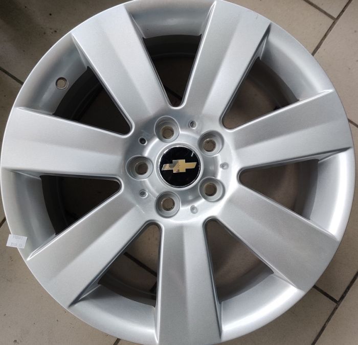 18 5/115 7.0J ET45 DIA70.1 WSP Chevrolet Captiva W3603 Silver