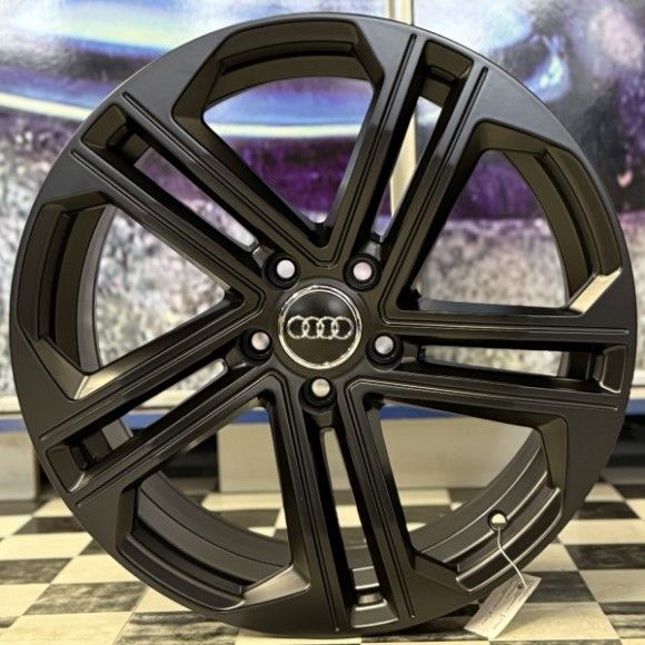 18 5/112 8.0J ET25 DIA66.6 CT-1388 MAT AU