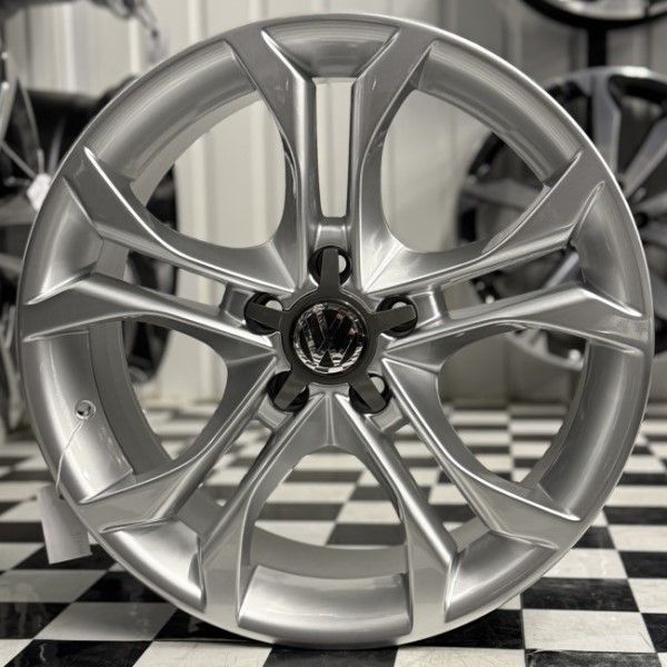 18 5/112 8.0J ET39 DIA66.6 CT1336 HS VW