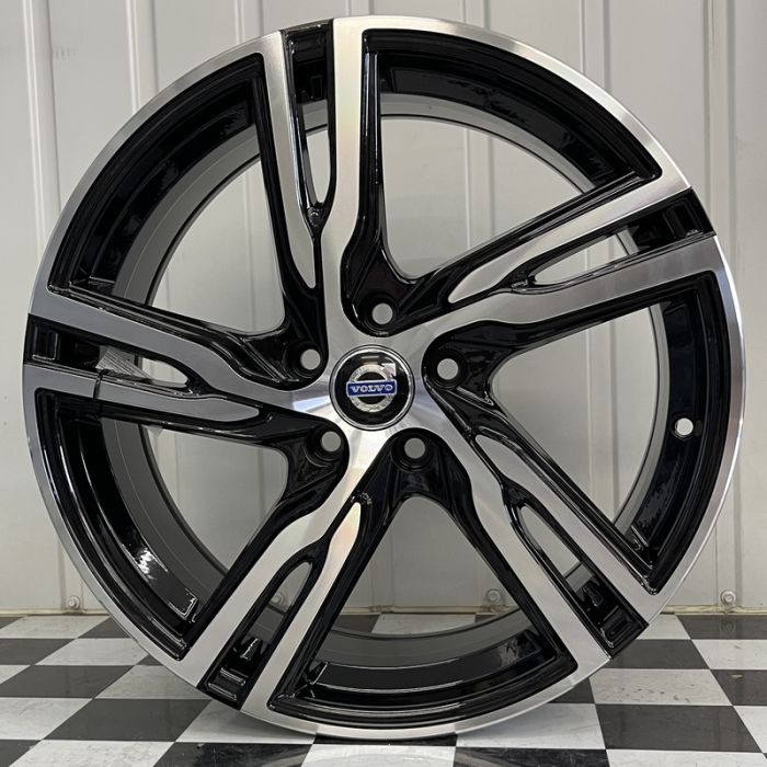 18 5/108 8.0J ET42 DIA63.4 CT-1522 MB VO