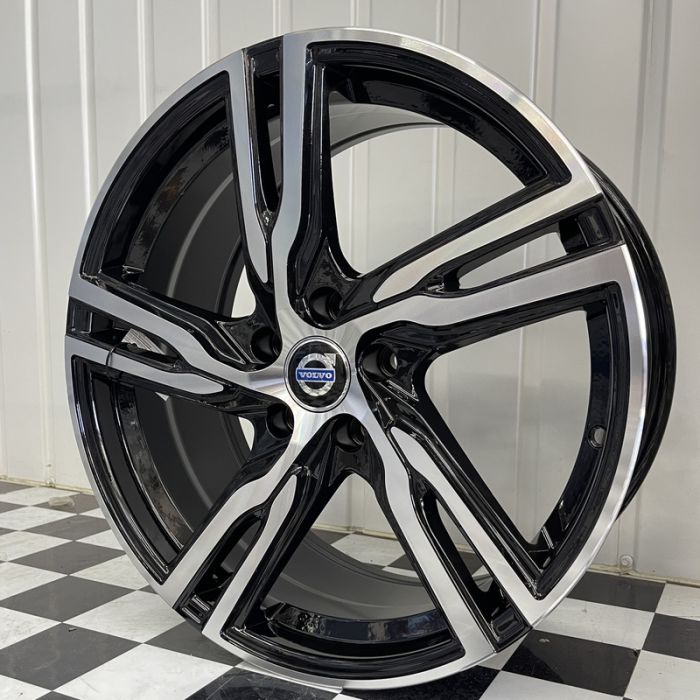 18 5/108 8.0J ET42 DIA63.4 CT-1522 MB VO