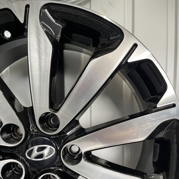 18 5/114.3 7.0J ET45 DIA67.1 KA-134 BMF KIA