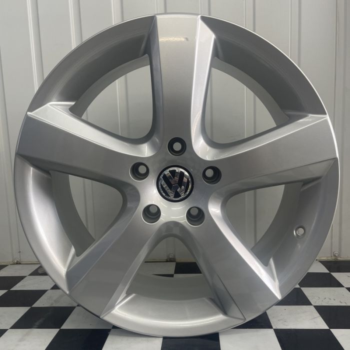 20 5/130 9.0J ET60 DIA71.6 WSP Italy VO51 S783 Siliver