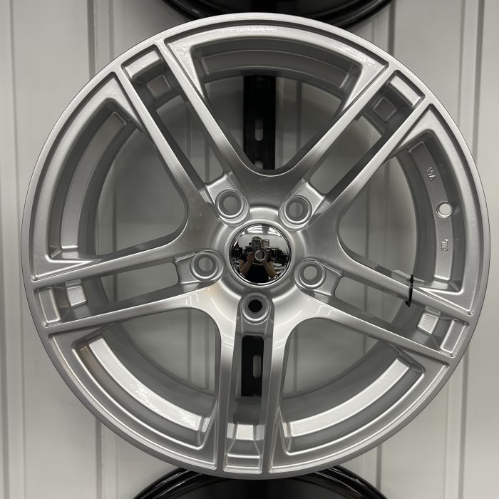 16 5/114.3 7.0J ET42 DIA67.1 SR T-0554 HS