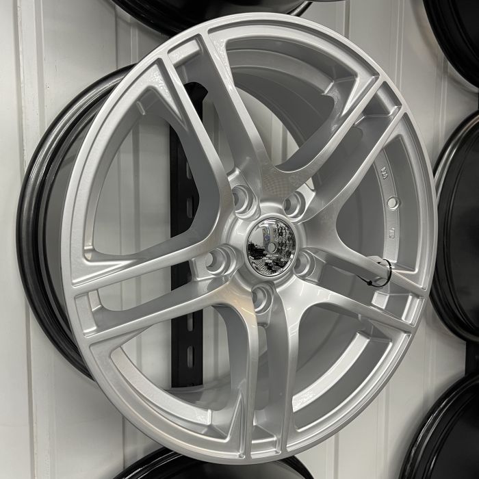 16 5/114.3 7.0J ET42 DIA67.1 SR T-0554 HS